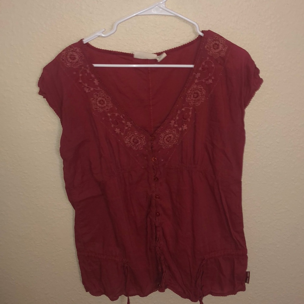 DKNY shirt